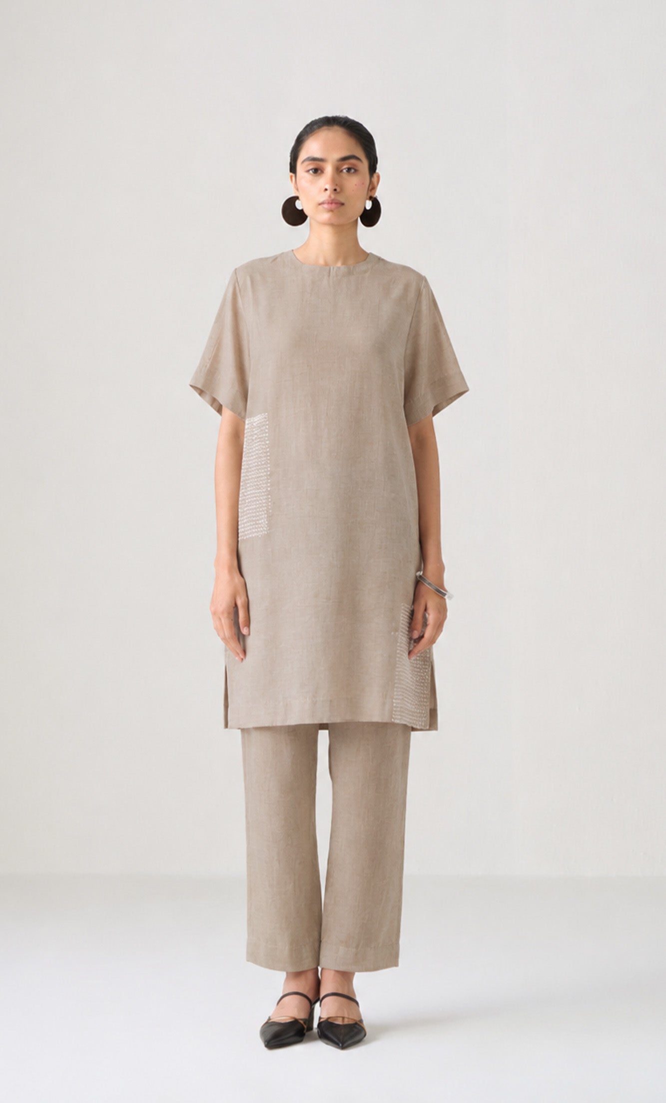 NATURAL KANTHA KURTA SET