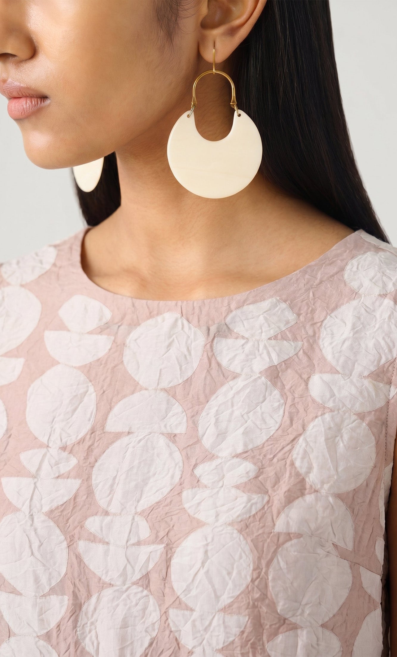 GOLAPI PATCH MOTIF DRESS