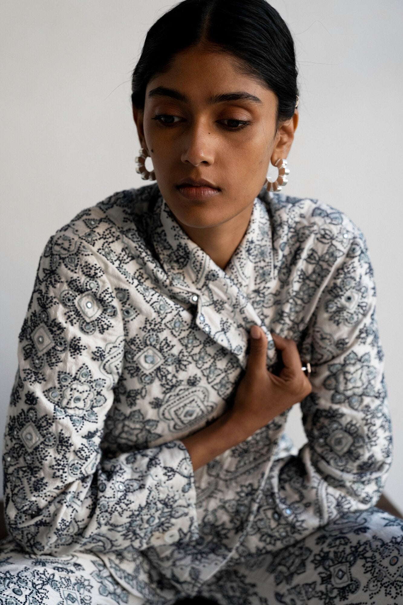 IVORY EMBROIDERY JACKET SET