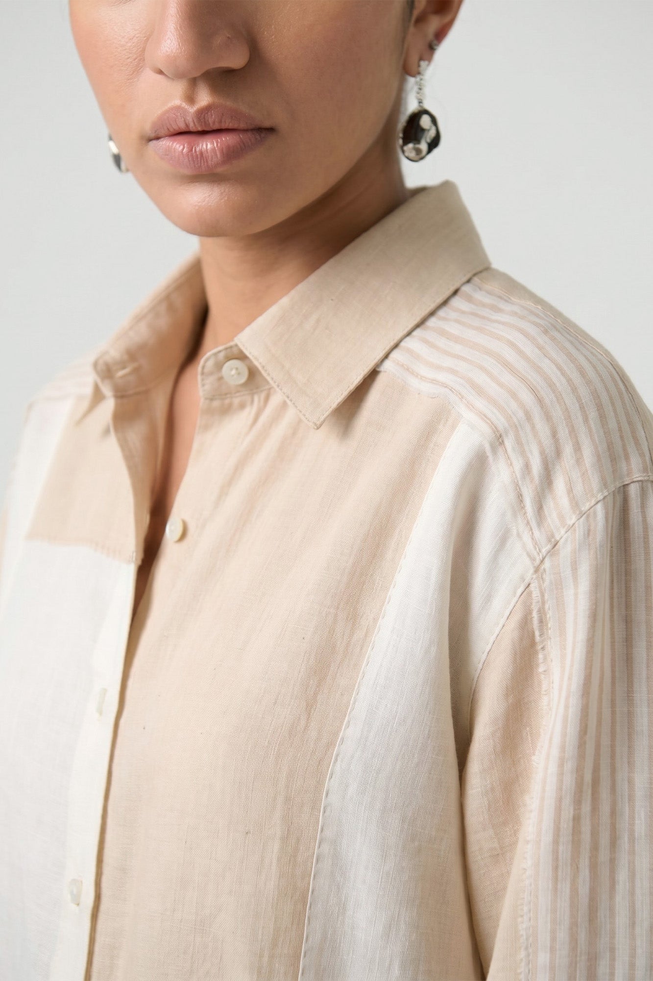 IVORY COLOUR BLOCKED TOP