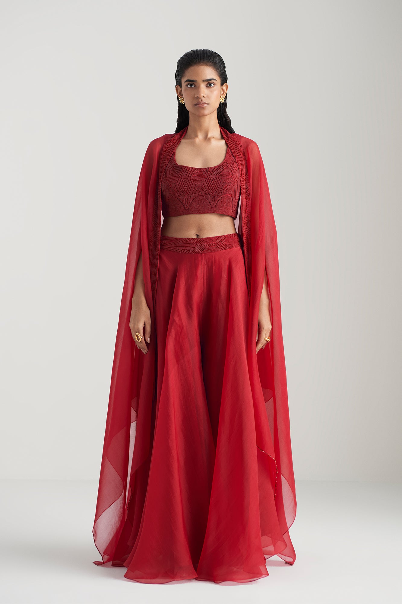 EESVARII-SHARARA SET
