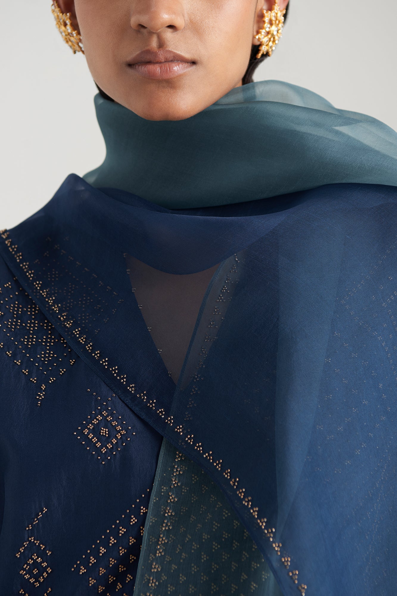 NALLINI-KURTA SET