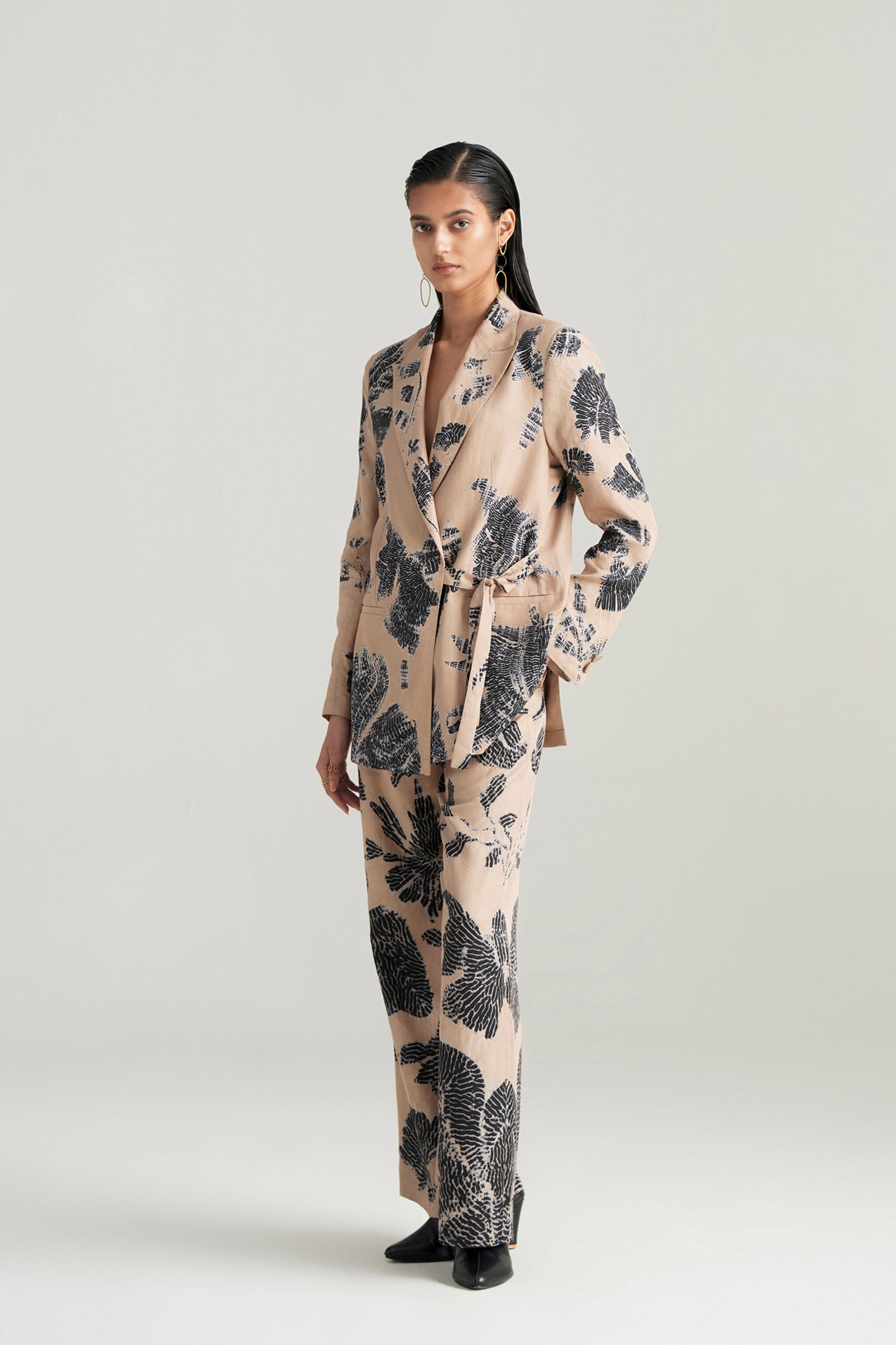 LASYA-JACKET SET