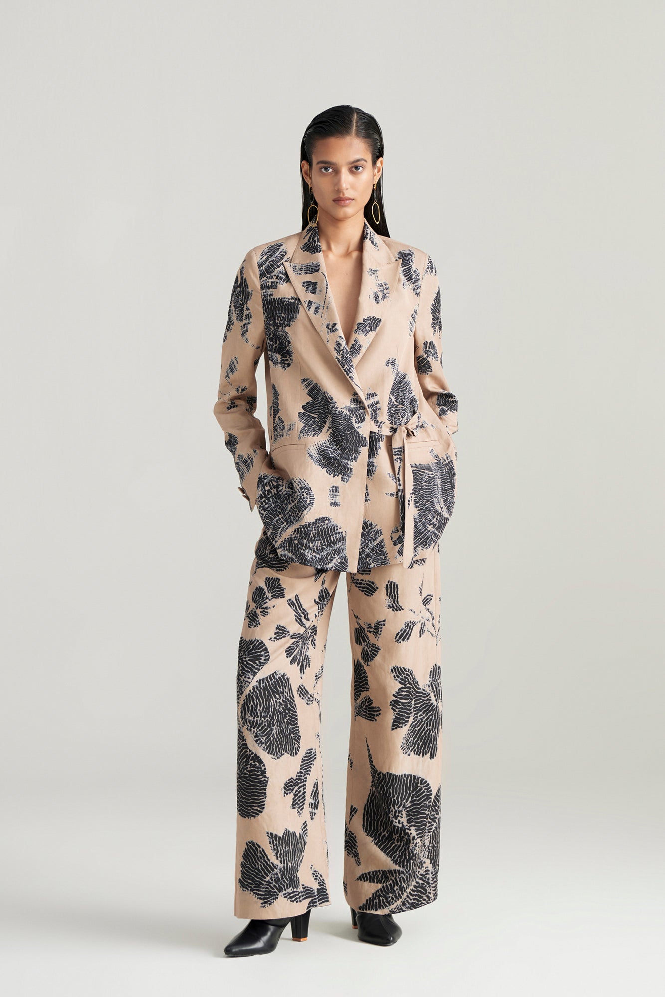 LASYA-JACKET SET