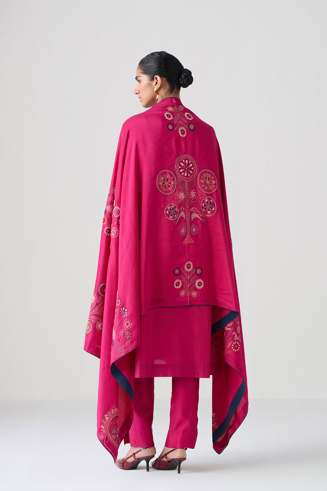 LANJU-DUPATTA