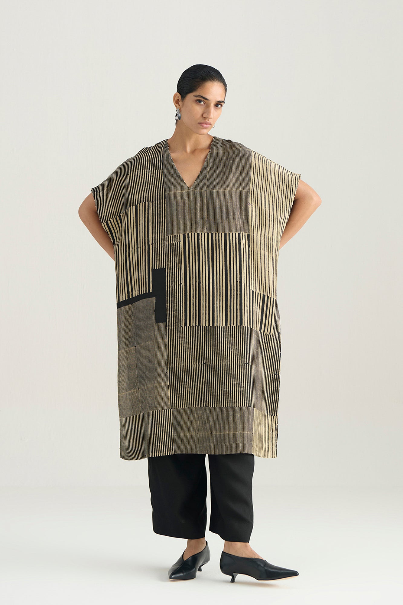 ARUL STRIPE PRINT TUNIC SET