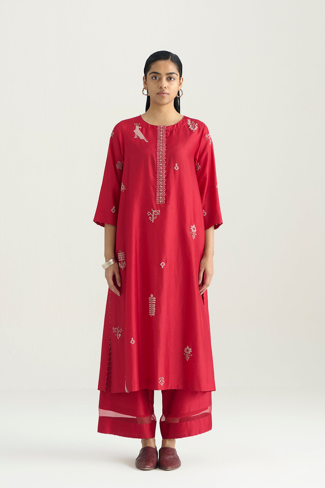 SAAHI-KURTA SET