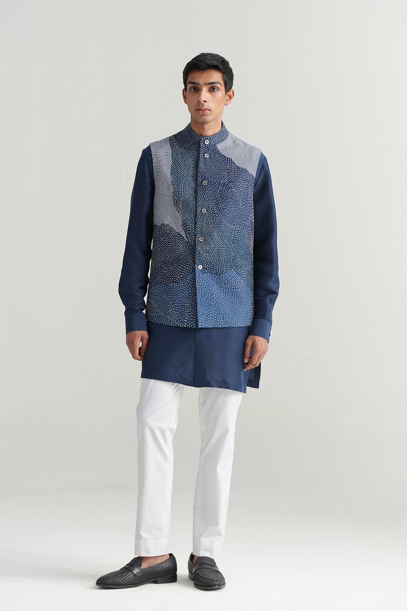 OETSU-SADRI KURTA SET