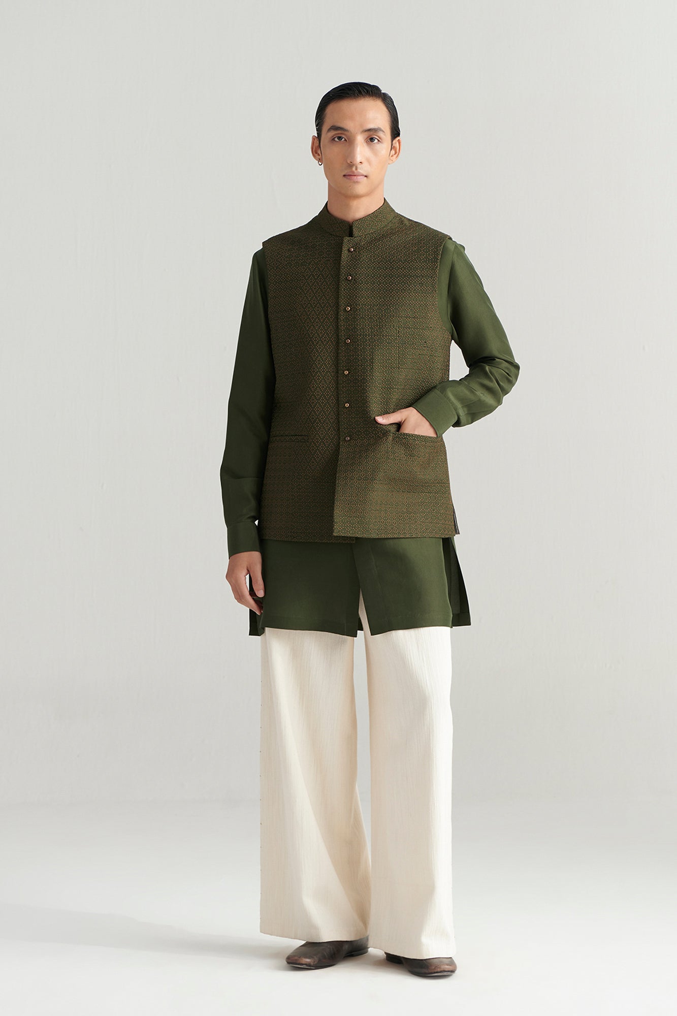 AZRU-SADRI KURTA SET