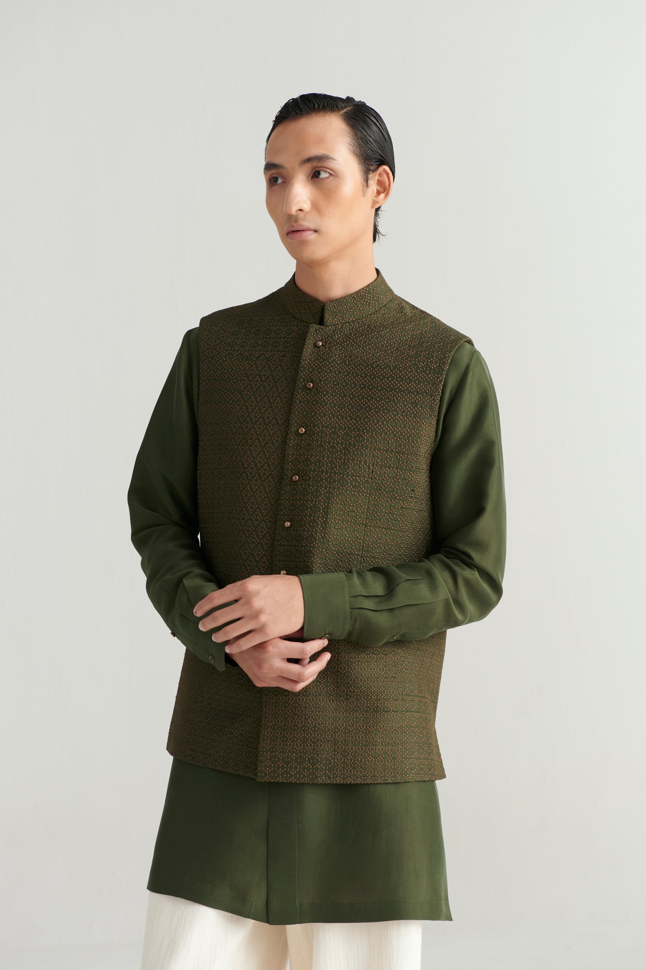 AZRU-SADRI KURTA SET