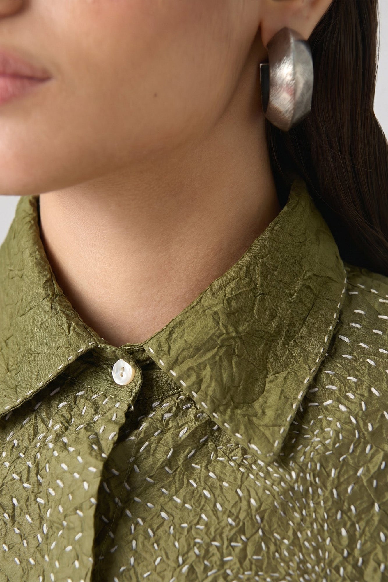 OLIVE FLORAL KANTHA TOP