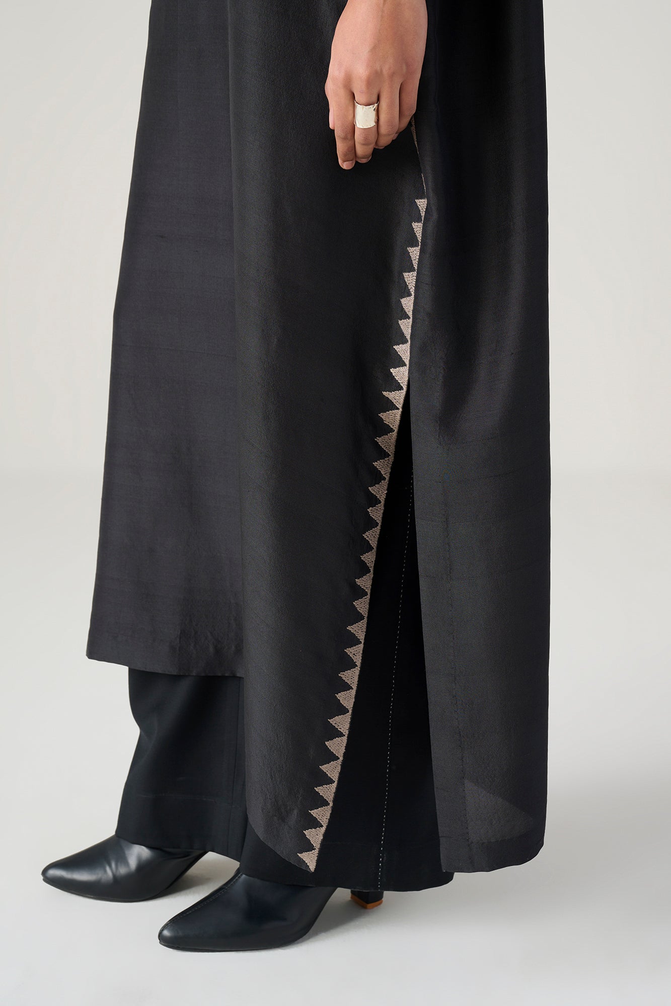 MANDAR-KAFTAN