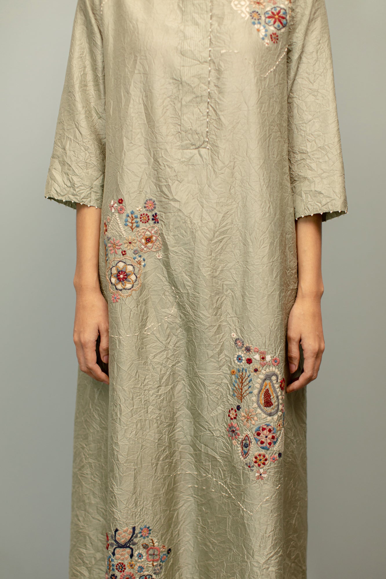 Tiyasa-KURTA SET