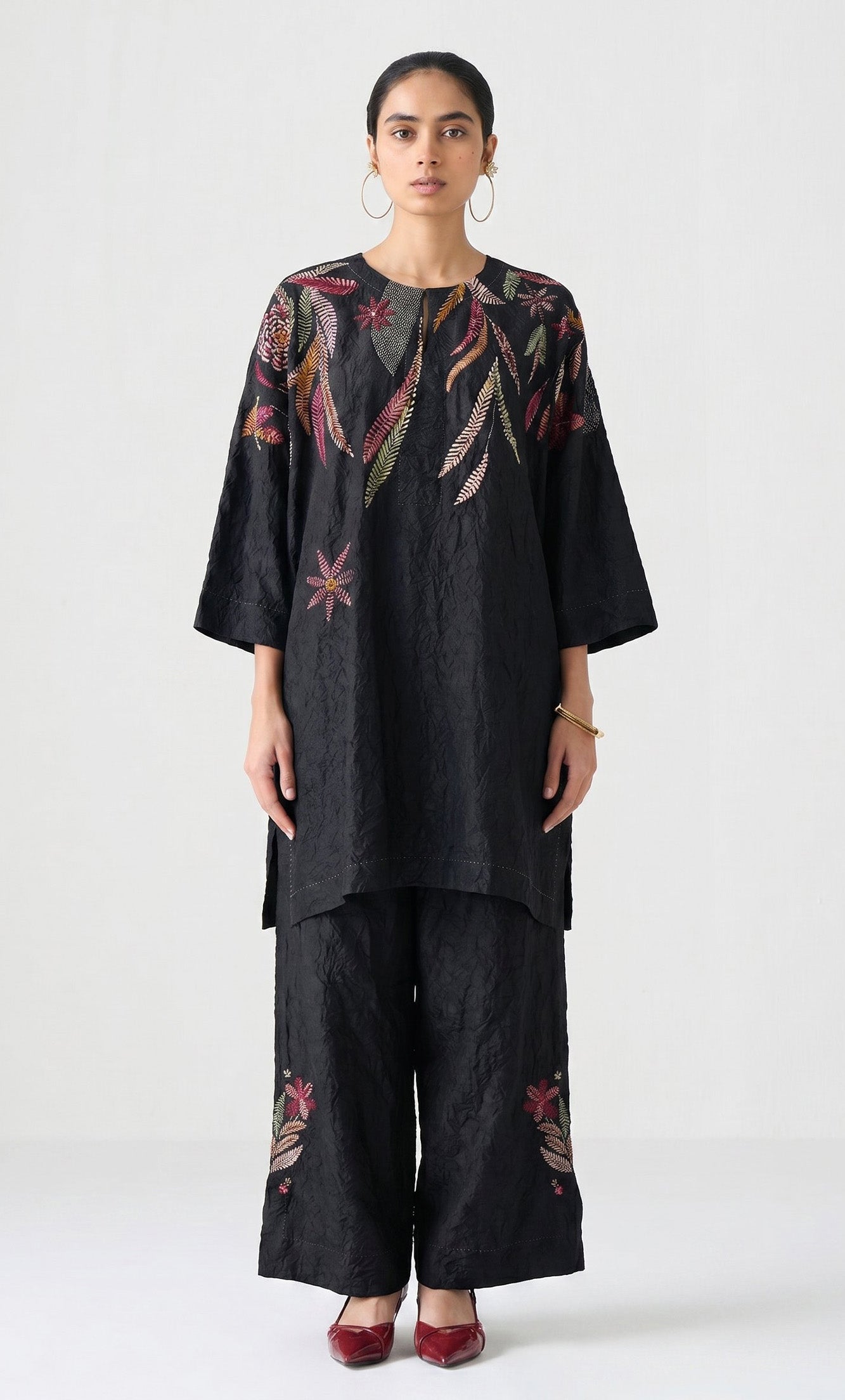 BLACK FLORAL KANTHA TUNIC SET