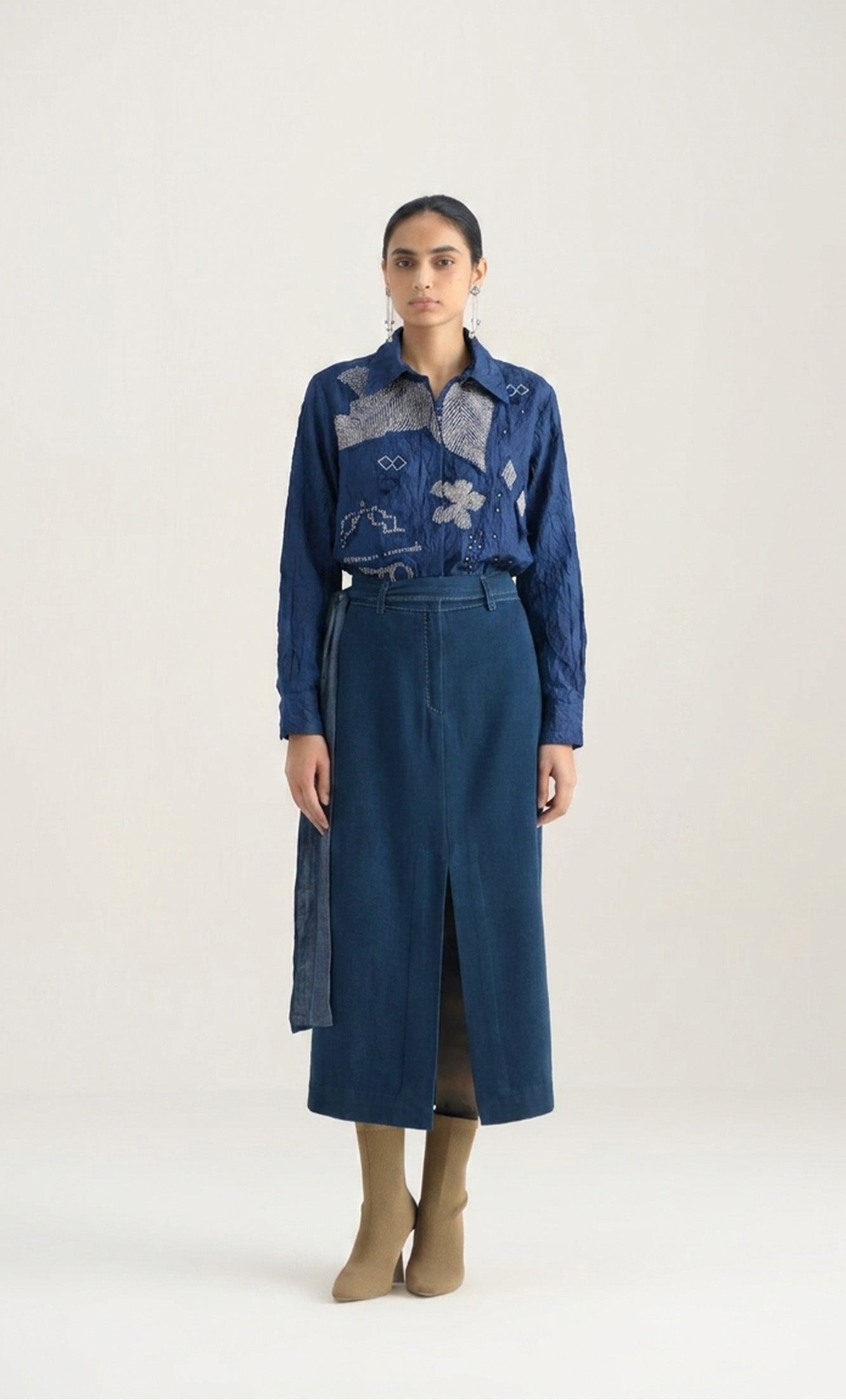 AATTHII PATCH KANTHA TOP