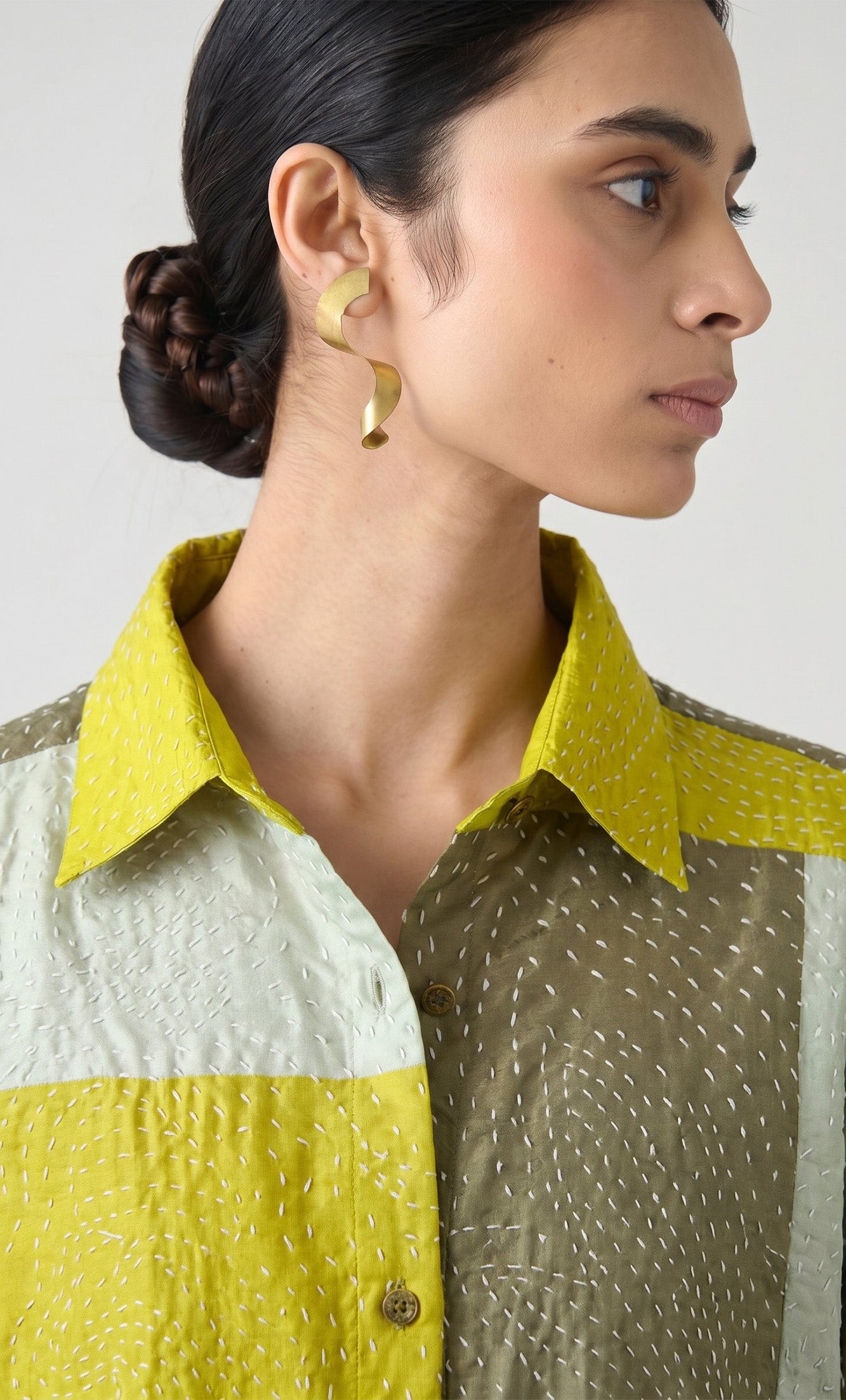 NASHPATI GREEN COLOUR BLOCKING KANTHA TOP