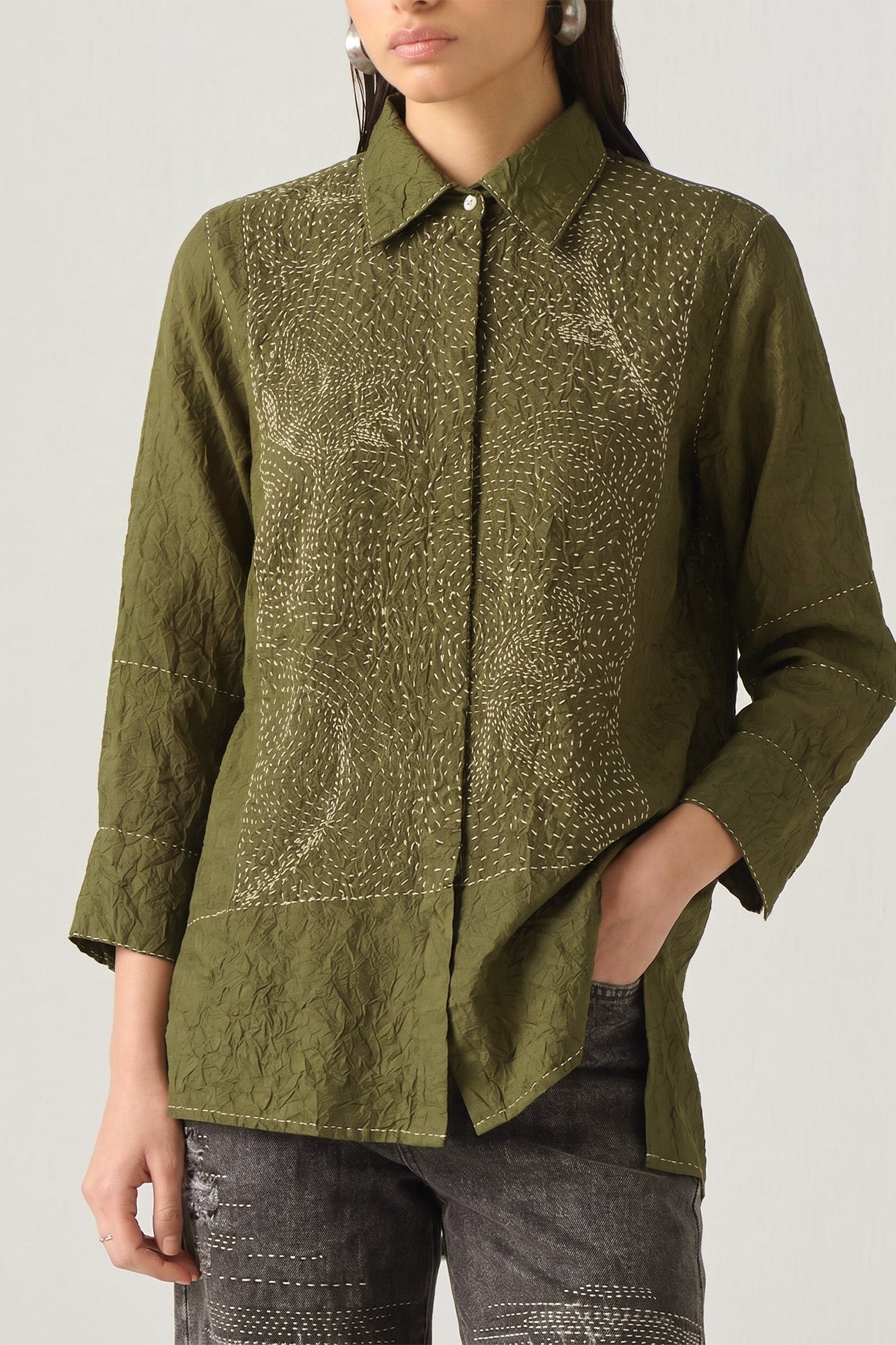 OLIVE FLORAL KANTHA TOP