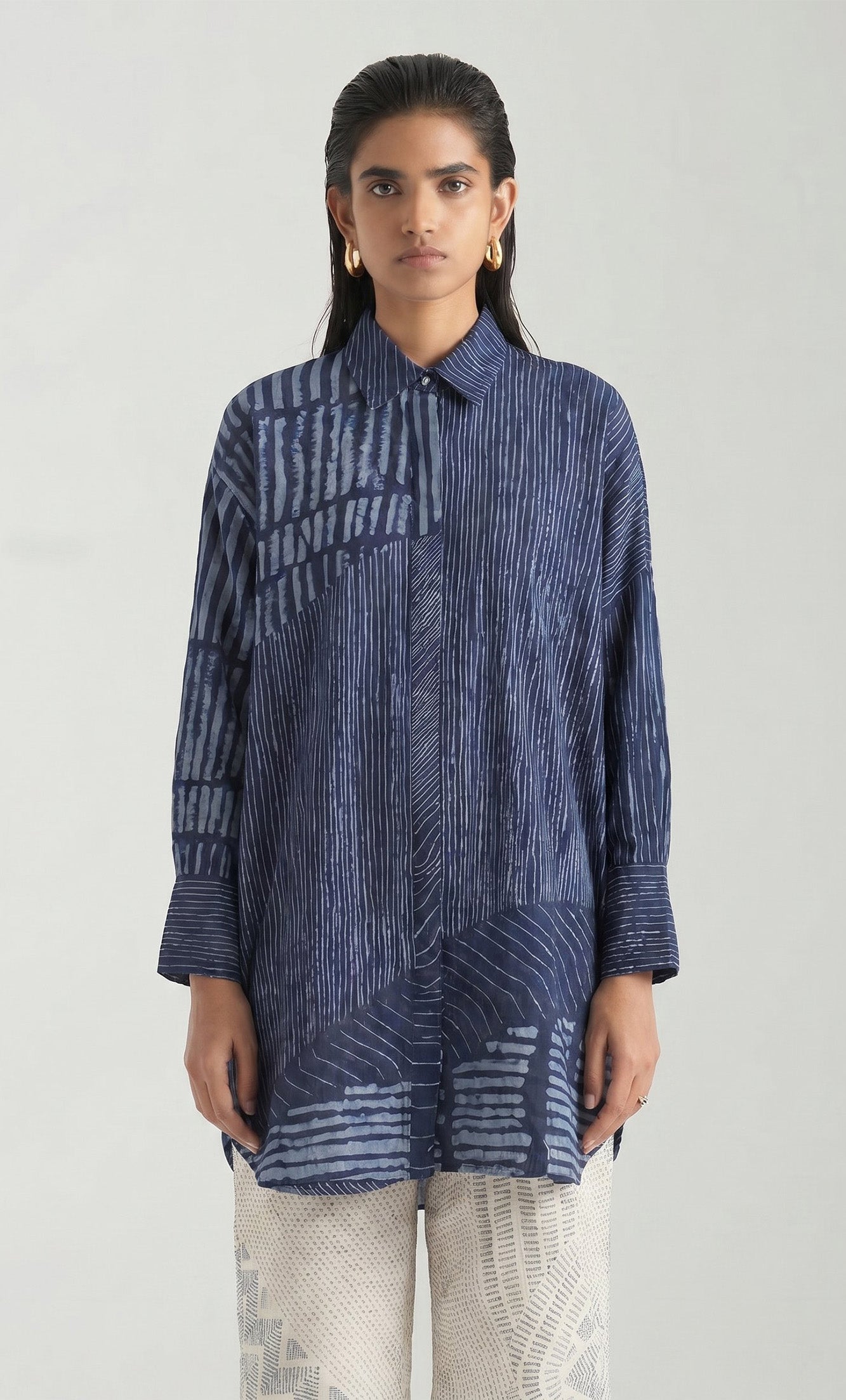 NAVY BLUE EVA PRINT LONG SHIRT