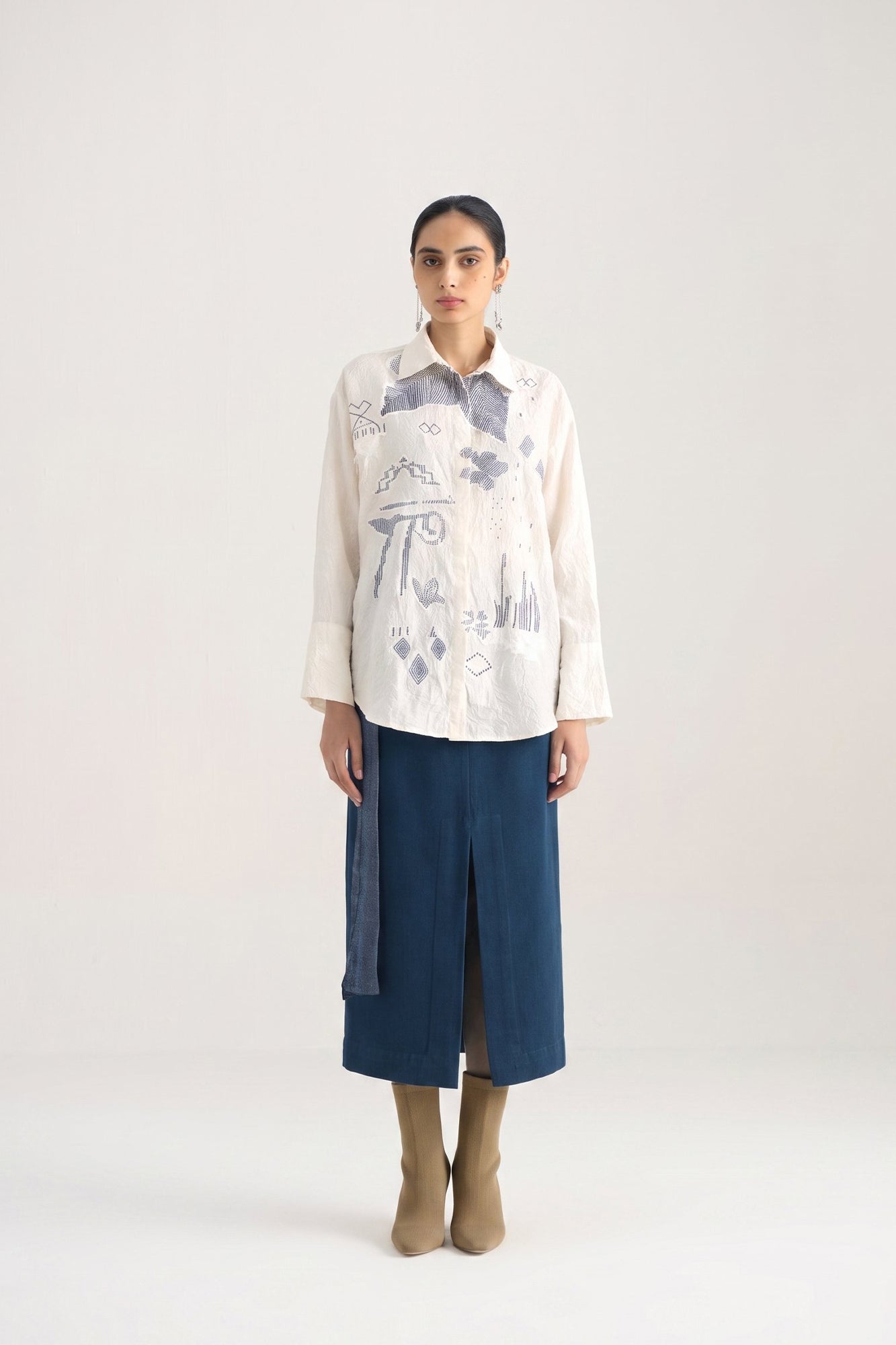 AATHI PATCH KANTHA TOP