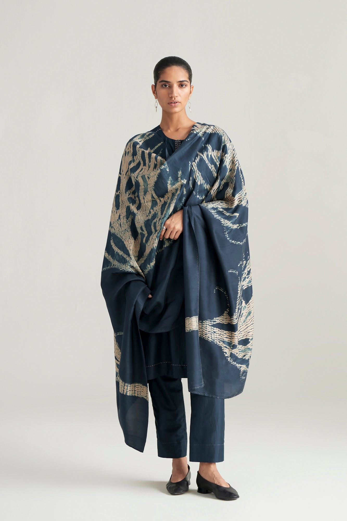 DAKSHA-KURTA SET