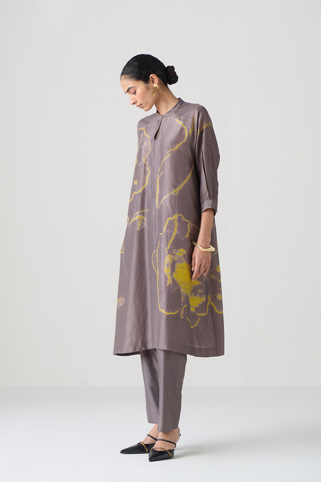 SMOKE GREY FLORAL SHIBORI TUNIC