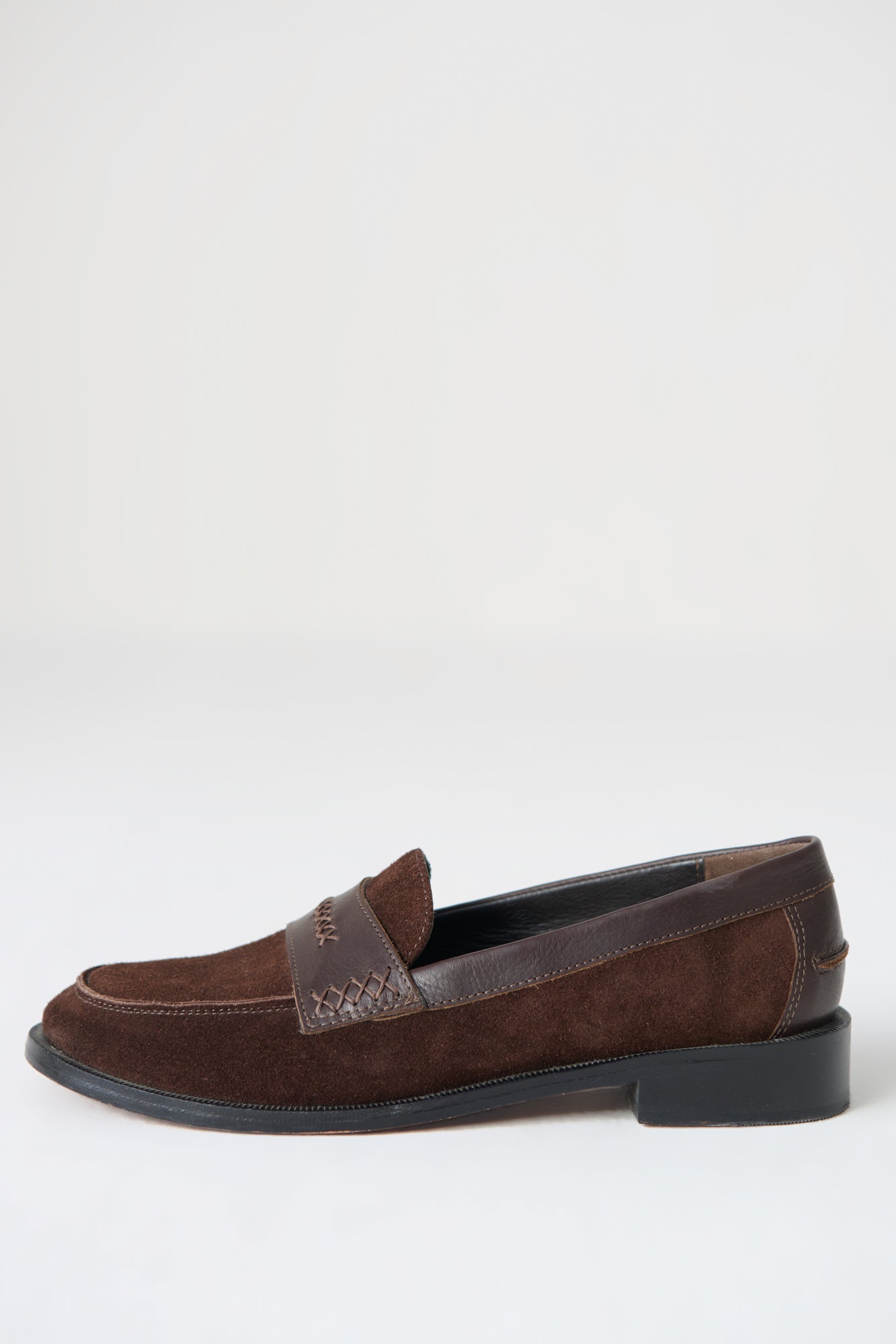 EENA LOAFERS
