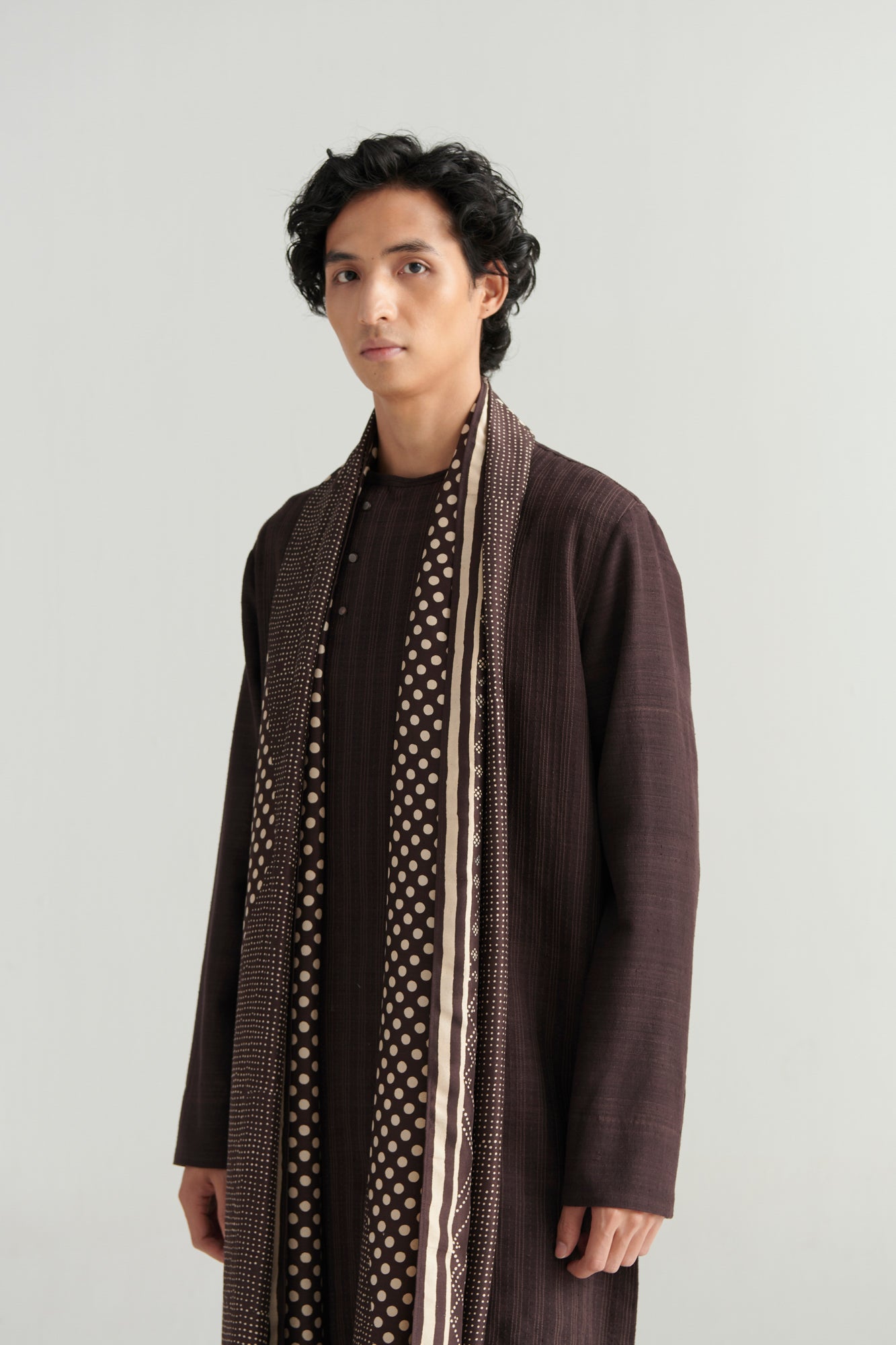 ANAGI-KURTA SET WITH PRINTED STOLE