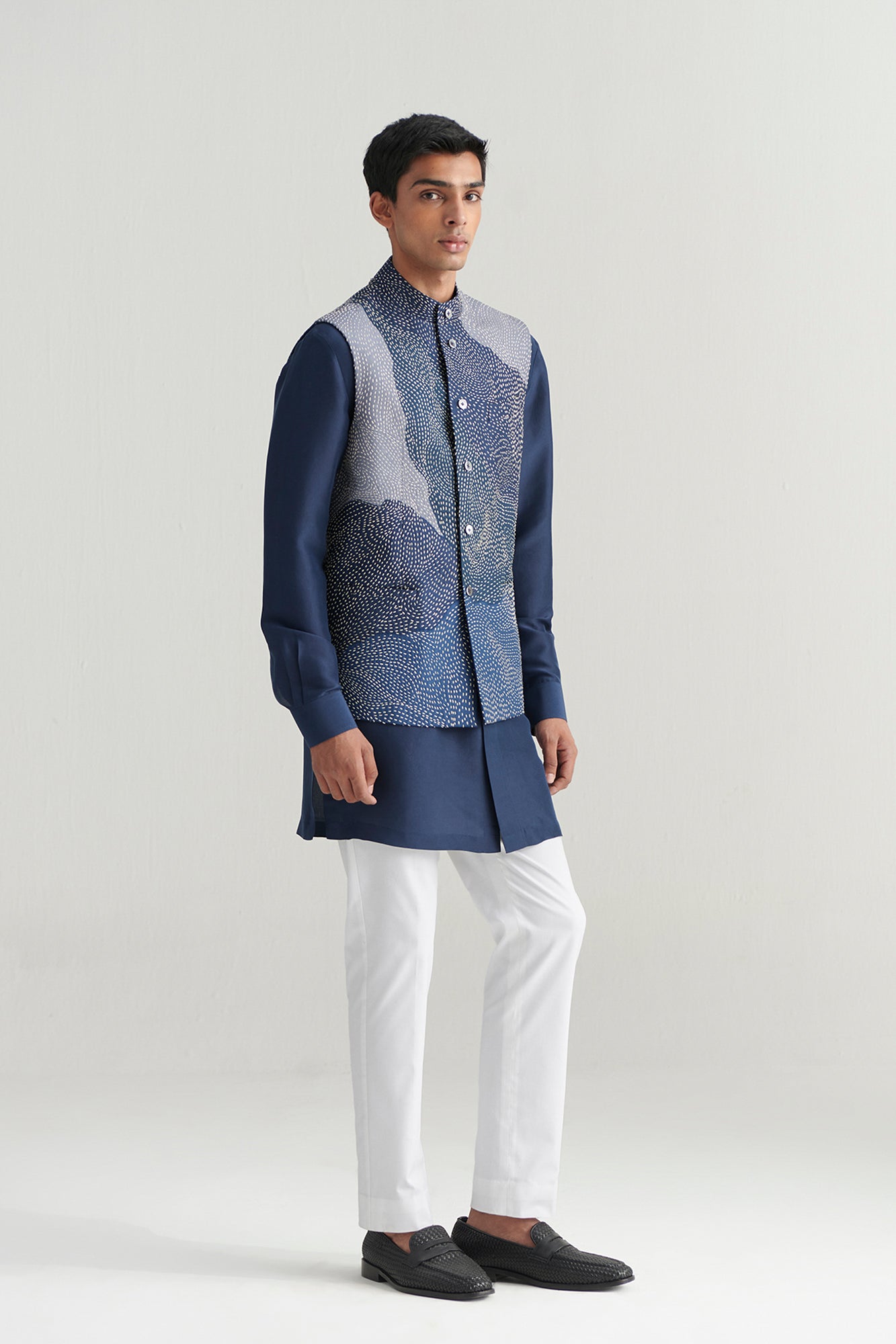 OETSU-SADRI KURTA SET