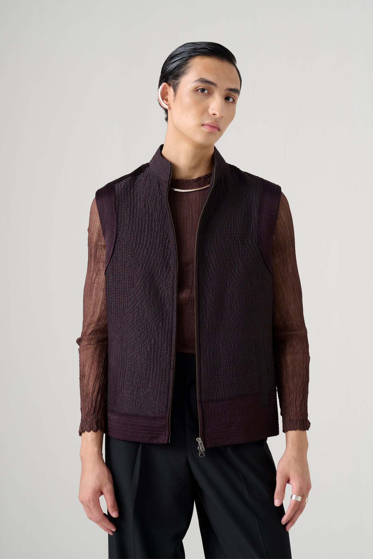 NEIL-VEST