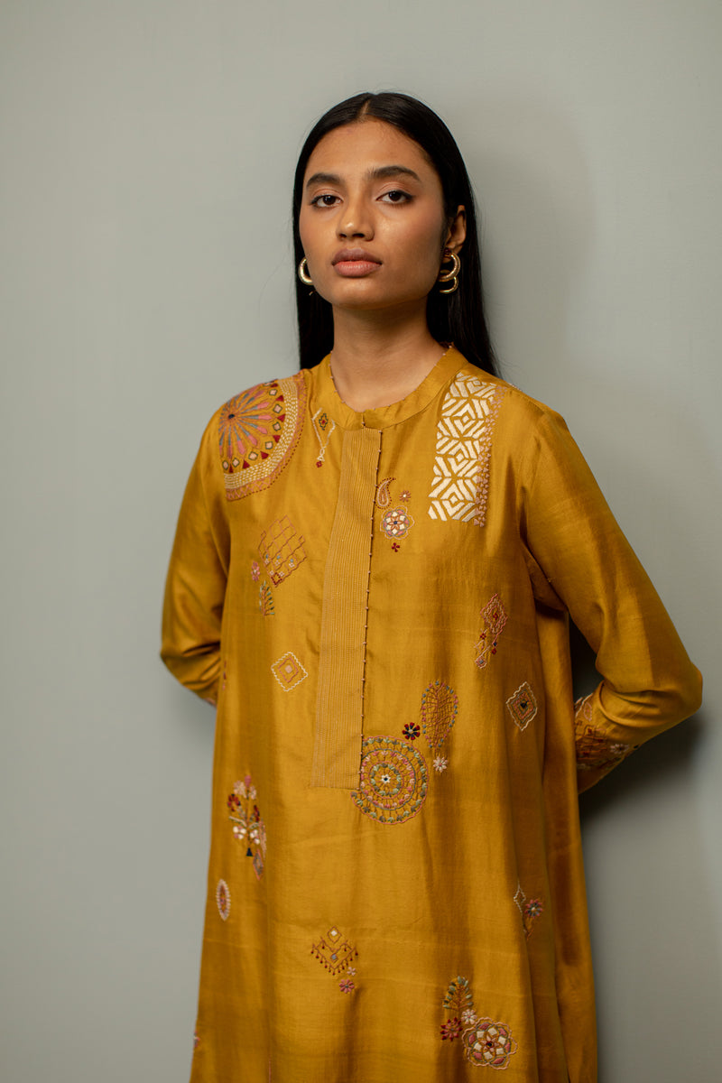 Aaoka Tunic