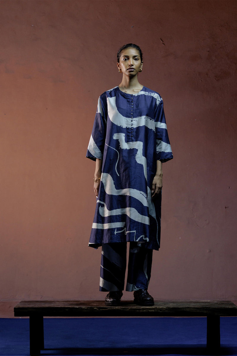 Apa Tunic